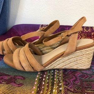 Cole Haan suede leather wedges. EUC size 6.5